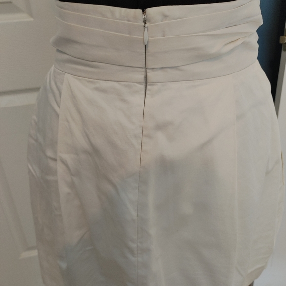 BCBG skirt - Picture 4 of 7